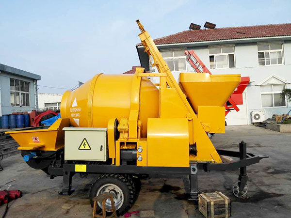 cement mixer with pumps