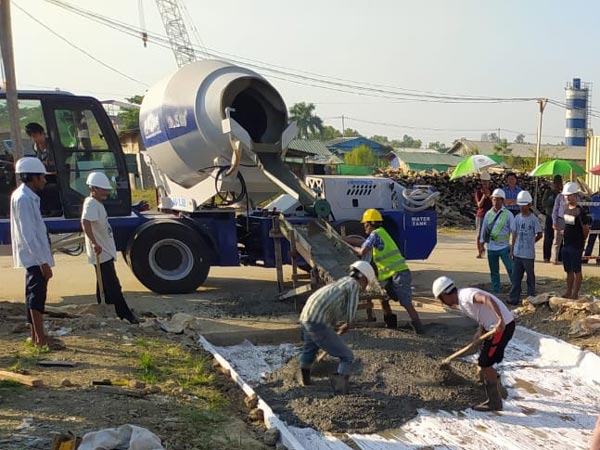 how to use a portable concrete mixer