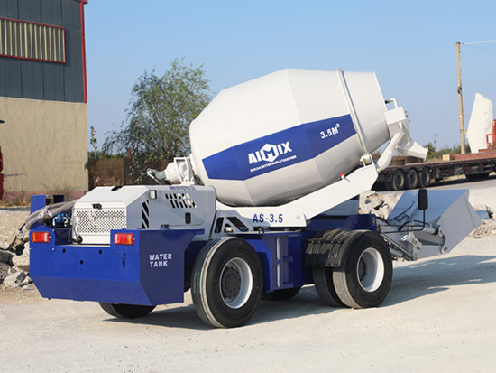 Self Loading Mobile Concrete Mixer Price