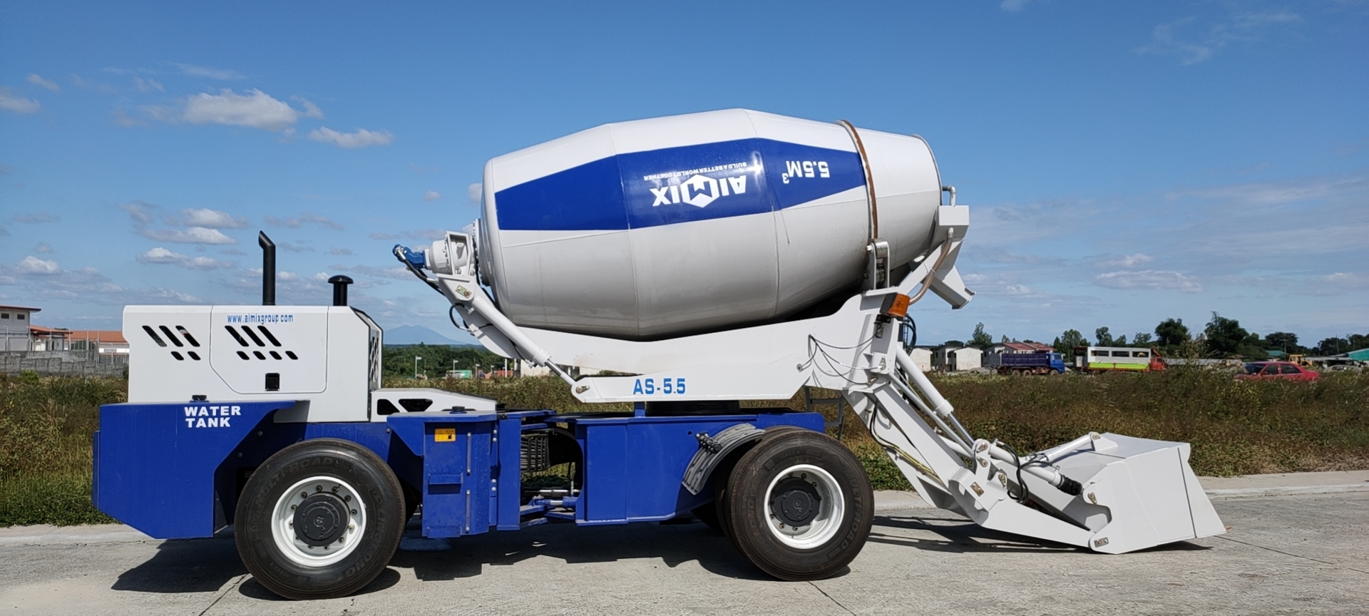 AS-5.5 self loading mixer